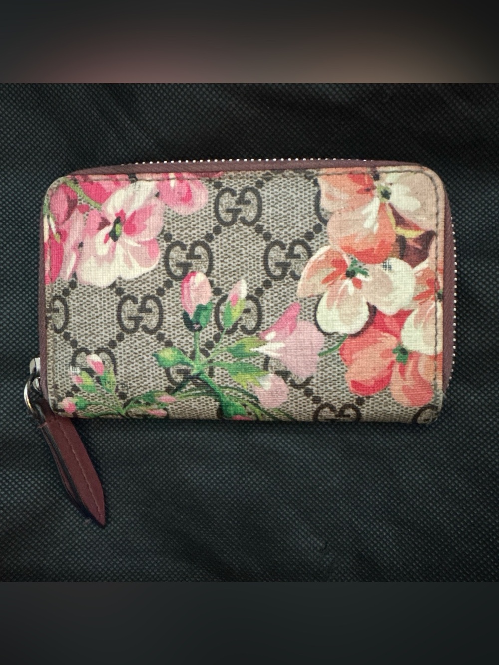 🩷GUCCI BLOOMS GG SUPREME ZIPPY CARD CASE PINK